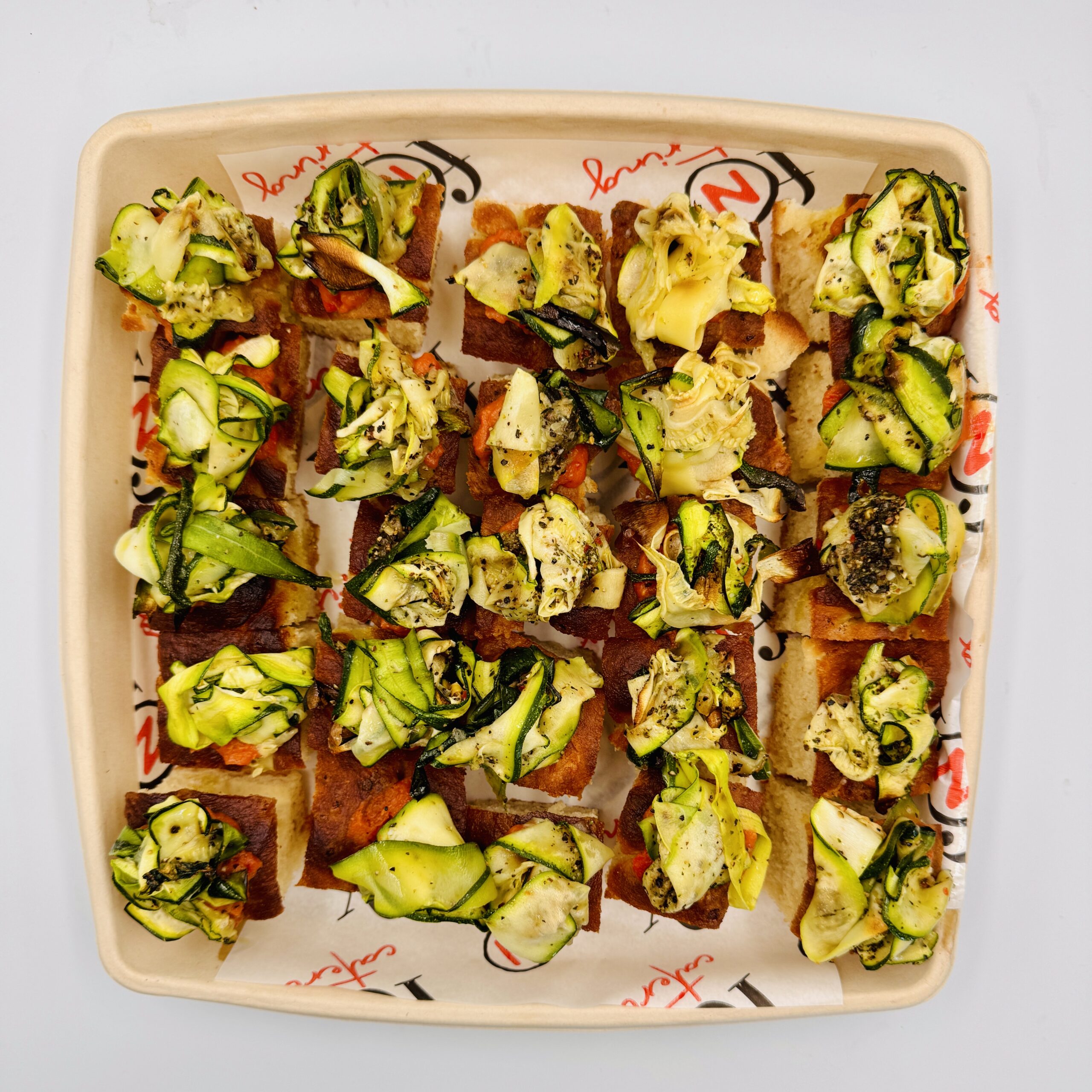 Focaccia  Zucchini & Black pepper Bites (24 units)